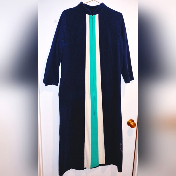 Women's Vintage JC Penney 60's Retro Maxi Housecoat Duster Robe. - Picture 1 of 5